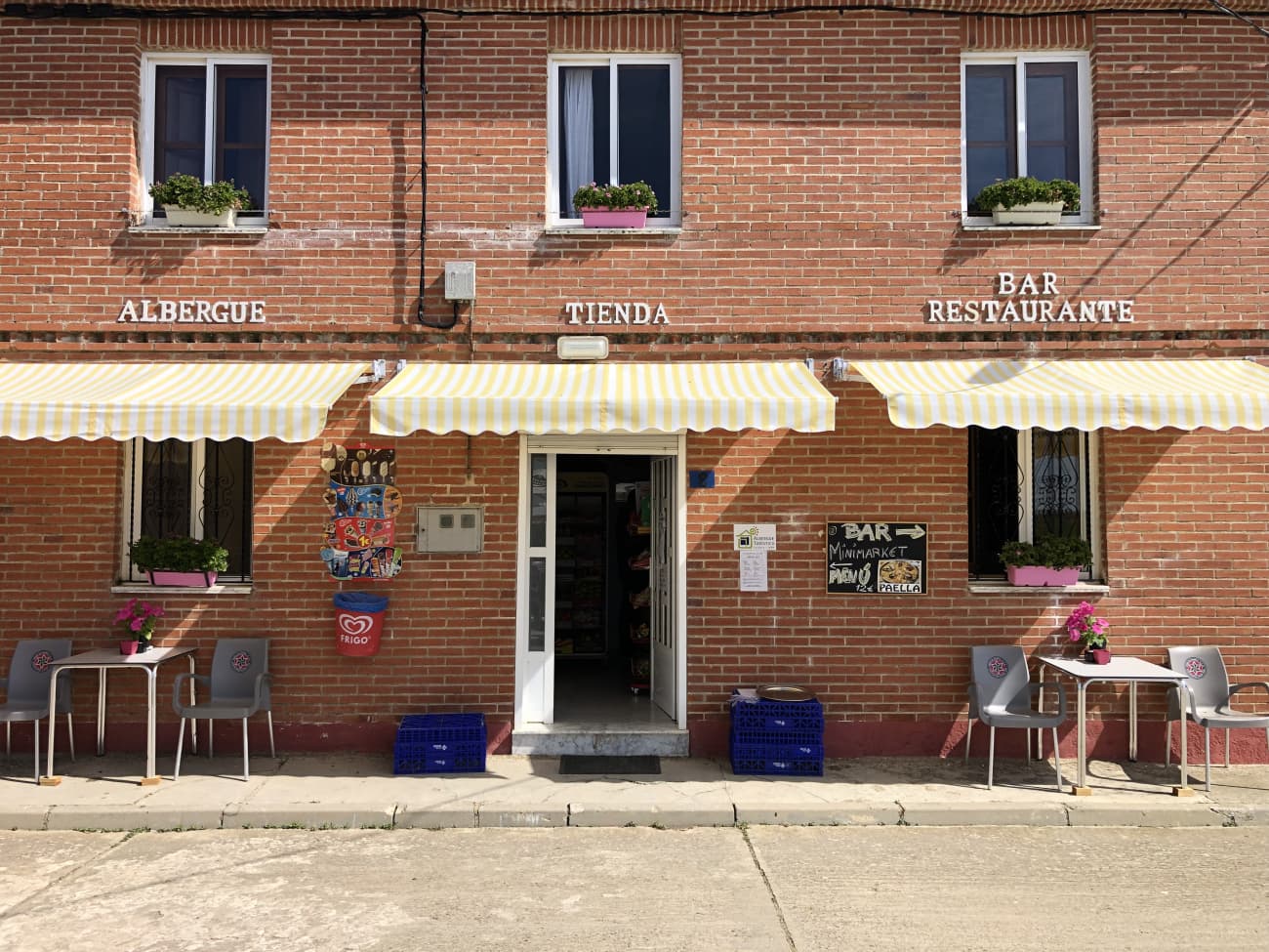 Alojamiento Los Canarios, Calzadilla de la Cueza